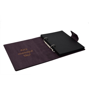 Guestbook de nunta, Album foto din lemn personalizat, Mov, A5, Piksel, pix si lipici stick inclus - accesorii nuntă - amintiri și cadouri de nuntă - carte de amintiri nuntă și carte oaspeți - Artynos.ro