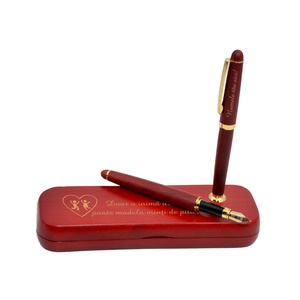 Set pix si stilou in cutie din lemn de trandafir, Piksel, cadou personalizat, invatator, educator - accessorii și unelte - unelte, instrumente - ustensile desen și scris - Artynos.ro