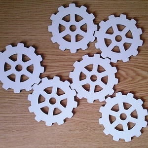 Suport pahar, mdf alb 2.5 mm  - roata dintata - casă & stil de viață - accesorii pentru echipamente de bucătărie - accesorii de servire - suporturi pahare - Artynos.ro