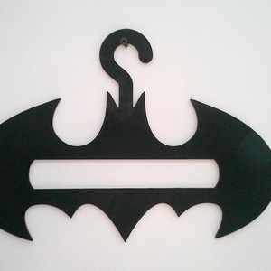 Umeras cu logo Batman realizat din MDF 4 mm, vopsit in culori acrilice.  - accessorii și unelte - accesorii decorative - alte accesorii - Artynos.ro