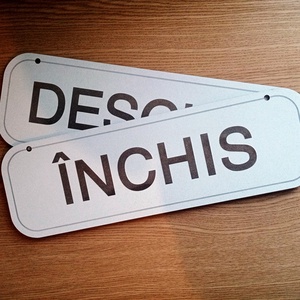 Set semne Deschis, Inchis, MDF de 2.55 mm, 35 cm lungime, 11 cm inaltime - accessorii și unelte - accesorii decorative - alte accesorii - Artynos.ro
