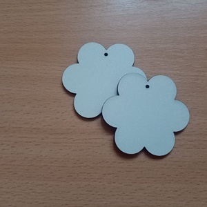 Set 50 blank-uri in forma de floare pentru martisor. 6x5.5 cm - accessorii și unelte - accesorii decorative - alte accesorii - Artynos.ro