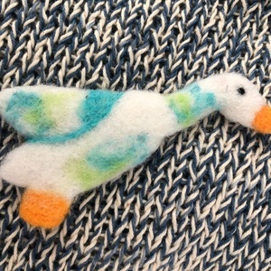 Brosa rata - bijuterii - broșe - Artynos.ro