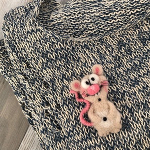 Brosa soricel  - bijuterii - broșe - Artynos.ro