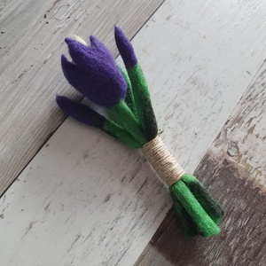 Brosa buchetel lalele , Bijuterii, Brose, Fetruire, ARTYNOS