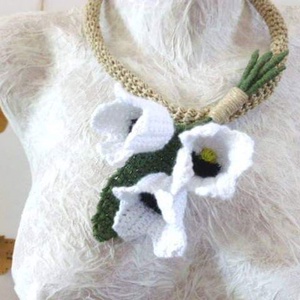 Colier lalele, Bijuterii, Coliere, Pandative, Crosetat, ARTYNOS