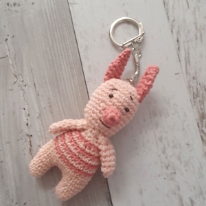 Breloc Piglet  - genți și portofele - accesorii genți - breloc - Artynos.ro