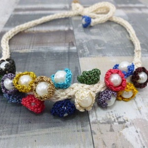 Colier cu flori , Bijuterii, Coliere, Coliere din perle, Crosetat, ARTYNOS