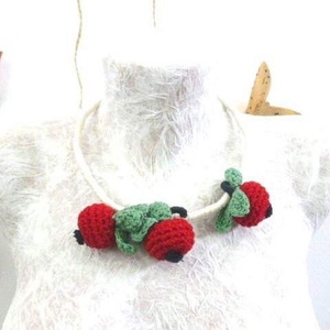 Colier cu mere, Bijuterii, Coliere, Coliere cu pandative, Crosetat, ARTYNOS