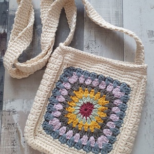 Geanta  - genți și portofele - genți de mână și umăr - geantă casual - Artynos.ro