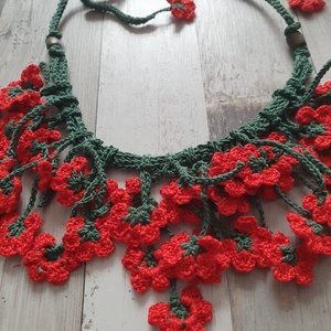 Colier cu maci  - Artynos.ro