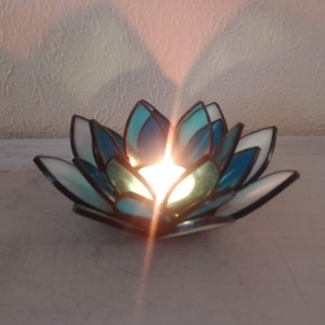Lumină pură, armonie - Floare de Lotus tiffany suport lumânare, cadou spiritual pentru meditație, yoga. - casă & stil de viață - lumânări, parfumuri, arome - suport lumânări - Artynos.ro