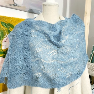 �al tricotat, model dantelat - îmbrăcăminte și modă - eșarfe, pălării, fularuri - șaluri - Artynos.ro