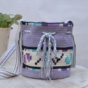 Geanta handmade motive geometrice sfaditele coarnele berbecului si cale ocolita - geantă și husă - genți de umăr și genți de mână - genți de umăr - Artynos.ro