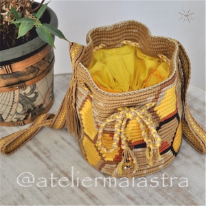 Geanta handmade motive geometrice fagure de miere - geantă și husă - genți de umăr și genți de mână - genți de umăr - Artynos.ro