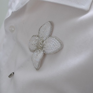 brosa floare ac pentru rever , bijuterii handmade - bijuterii - broșă, insigne - insigne - Artynos.ro