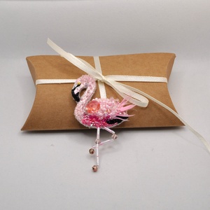 brosa flamingo roz 3D cristale handmade  accesorii femei, bijuterii cadou accesorii sacou bijuterii handmade - Artynos.ro