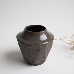 Vază fațetată - casă & stil de viață - decorațiuni de casă - accesorii florale - vaze - Artynos.ro