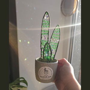 Mini Planta din Cristale - Snake Plant - Suncatcher, Casa & Stil de viata, Decoratiuni de casa, Accesorii florale, Ghiveci de plante, , ARTYNOS