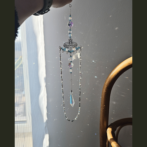 Suncatcher - Suport Bijuterii - cu Fluture si Cristale - casă & stil de viață - decorațiuni de casă - decorațiuni de masă și rafturi - copaci din mărgele și sârmă - Artynos.ro