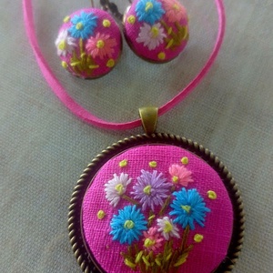 Set bijuterii cu broderie manuală - bijuterii - seturi de bijuterii - Artynos.ro