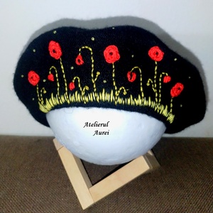 Bereta cu flori rosii, Imbracaminte si moda, Esarfe, palarii, fularuri, Palarie, Broderie, ARTYNOS