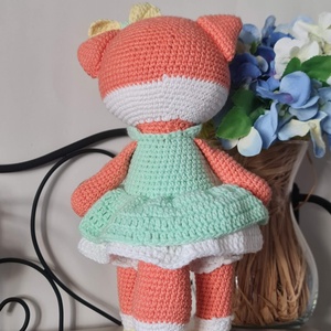 Jucarie crosetata manual vulpița Lilly - jucării și echipamente pentru copii - plușuri - vulpe de pluș - Artynos.ro