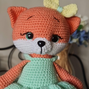 Jucarie crosetata manual vulpița Lilly - jucării și echipamente pentru copii - plușuri - vulpe de pluș - Artynos.ro