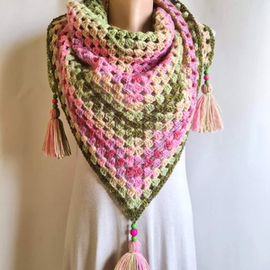 Sal triunghiular crosetat manual BETTY - Artynos.ro