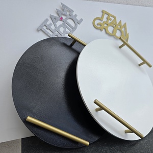 Set tăvi elegante Black  White Elegance - 2 piese, cu mânere aurii - accesorii nuntă - accesorii de nuntă - suport verighete și perne pentru inele - Artynos.ro