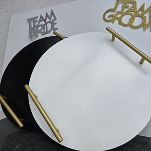 Set tăvi elegante Black  White Elegance - 2 piese, cu mânere aurii - accesorii nuntă - accesorii de nuntă - suport verighete și perne pentru inele - Artynos.ro