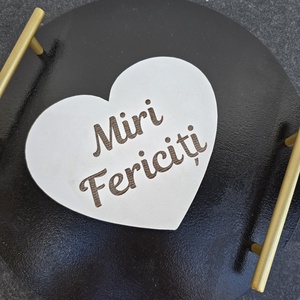 Inimă personalizată din MDF alb lăcuit � 18 � 15 cm - accesorii nuntă - materiale decor pentru nuntă - tablouri și indicatoare nuntă - Artynos.ro