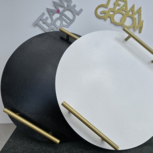 Tăviță Elegant Black  Negru Lucios, cu mânere aurii - accesorii nuntă - accesorii de nuntă - suport verighete și perne pentru inele - Artynos.ro