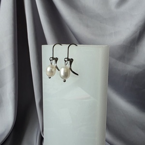 Cercei din perle de cultura , Bijuterii, Cercei, Cercei din perle, Confectionarea bijuteriilor, ARTYNOS