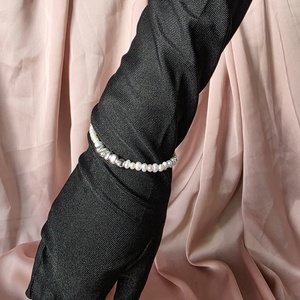 Brățară  cu perle de cultura si hematite  - bijuterii - brățări - brățări din perle - Artynos.ro