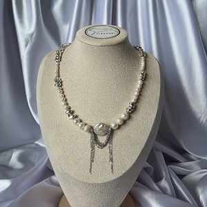 Colier din perle de cultura si hematit cu lant din otel inoxidabil, Bijuterii, Coliere, Coliere din perle, Confectionarea bijuteriilor, ARTYNOS