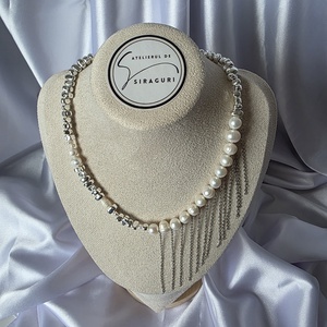 Colier cu lanțuri, perle de cultură și hematit - bijuterii - coliere - coliere din perle - Artynos.ro