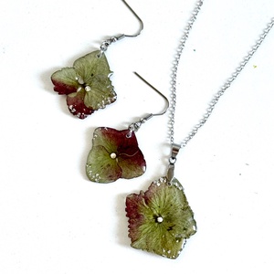Set bijuterii handmade din rasina si flori naturale - hortensii, Accesorii nunta, Bijuterii mireasa, Set bijuterii de mireasa, Confectionarea bijuteriilor, ARTYNOS