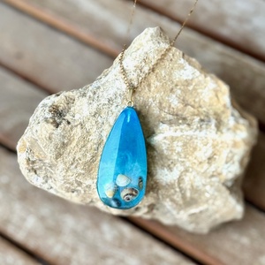 Pandantiv handmade unicat din scoici naturale - bijuterii - coliere - coliere cu pandantive - Artynos.ro