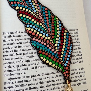 Semn de carte piele naturala - cărți și creații cu tematică muzicală, cadouri - semn de carte - Artynos.ro