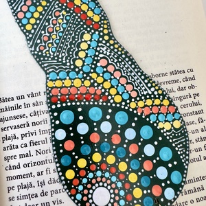 Semn de carte din piele naturala Kitty cat - cărți și creații cu tematică muzicală, cadouri - semn de carte - Artynos.ro