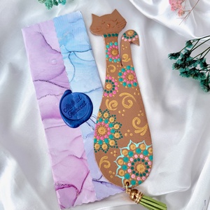 Semn de carte din piele naturala pictat manual Kitty Cat, Carti si creatii cu tematica muzicala, cadouri, Semn de carte, Obiecte pictate, Pictura, ARTYNOS