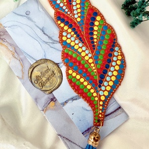 Semn de carte din piele naturala, pictat manual Leaf - cărți și creații cu tematică muzicală, cadouri - semn de carte - Artynos.ro