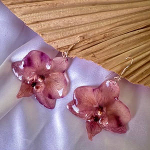 Cercei din argint 925 cu orhidee naturale în rășină - bijuterii - cercei - cercei din rășină - Artynos.ro