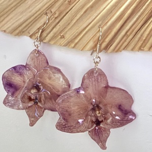 Cercei din argint 925 cu orhidee naturale în rășină - bijuterii - cercei - cercei din rășină - Artynos.ro