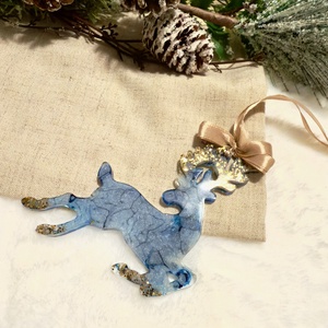 Ren Albastru cu Accente de Sclipici Decor Elegant de Iarnă 2 - crăciun - decorațiuni de crăciun de casă - globuri de crăciun - Artynos.ro