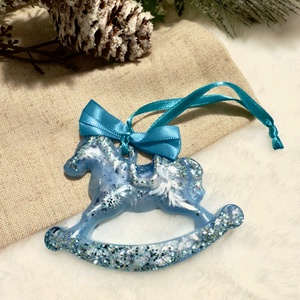 Căluț Balansoar din Rășină Albastru Înghețat - crăciun - decorațiuni de crăciun de casă - globuri de crăciun - Artynos.ro