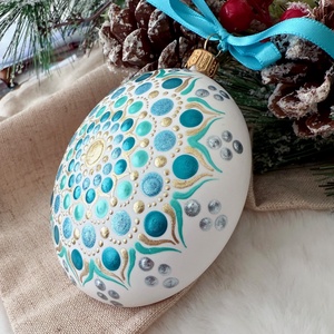 Glob pictat manual - Fulg de nea - crăciun - decorațiuni de crăciun de casă - globuri de crăciun - Artynos.ro