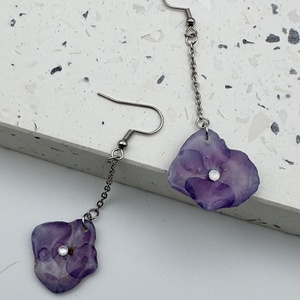 Cercei cu hortensie naturala � lucrat manual, Bijuterii, Cercei, Cercei din rasina, Aranjament de flori, Confectionarea bijuteriilor, ARTYNOS