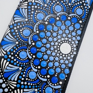 Etui ochelari pictat manual � Mandală albastru regal  - genți și portofele - portofele, huse, suporturi - suport de ochelari - Artynos.ro